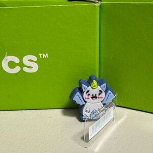 NWT Crocs Jibbitz small dragon or unicorn